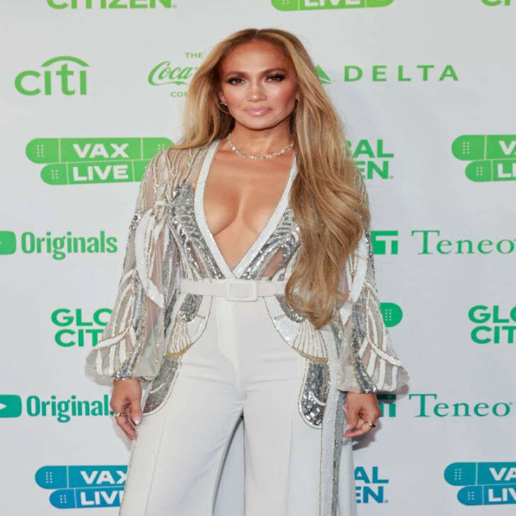 Jennifer lopez protagonizara la pelicula atlas para netflix